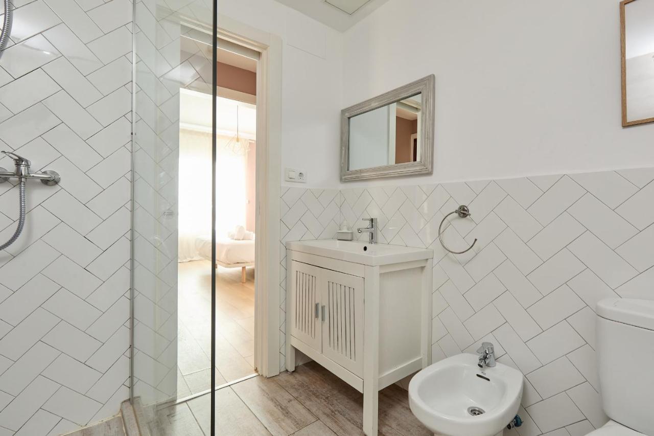 Ferienwohnung Casa Cosi - Casanova 6 Barcelona Exterior foto